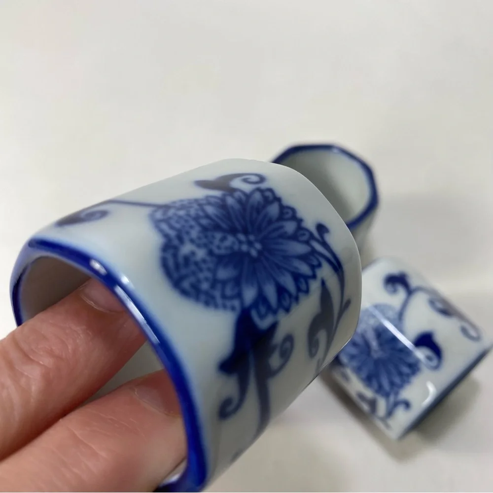 4x Pier 1 Mandarin Blue White Porcelain Napkin Ring Holders